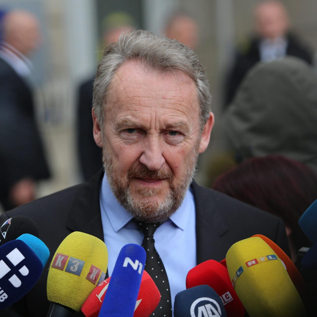 Bakir Izetbegović