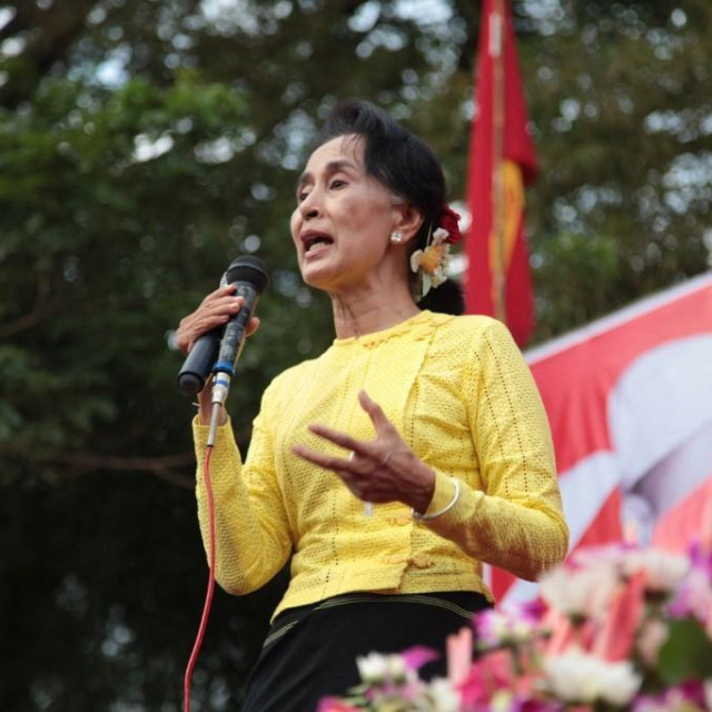 Aung San Suu Kyi 