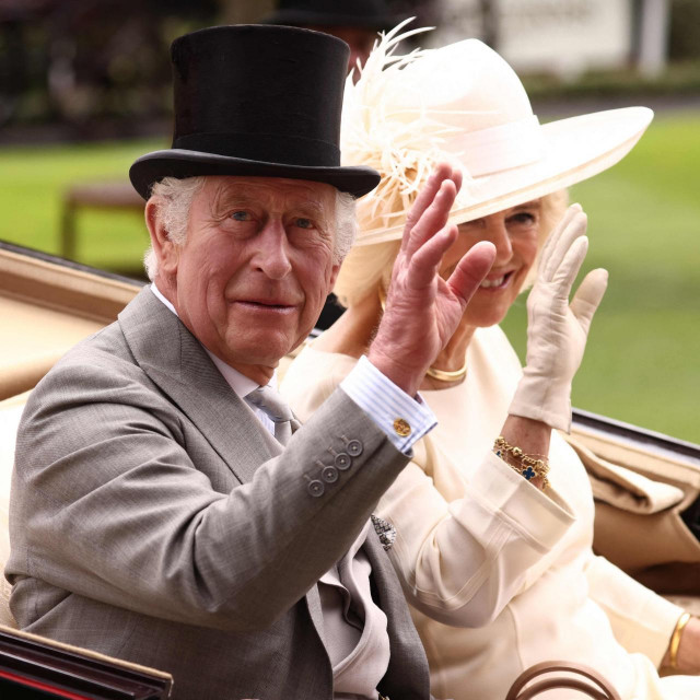 Kralj Charles III. i supruga Camilla