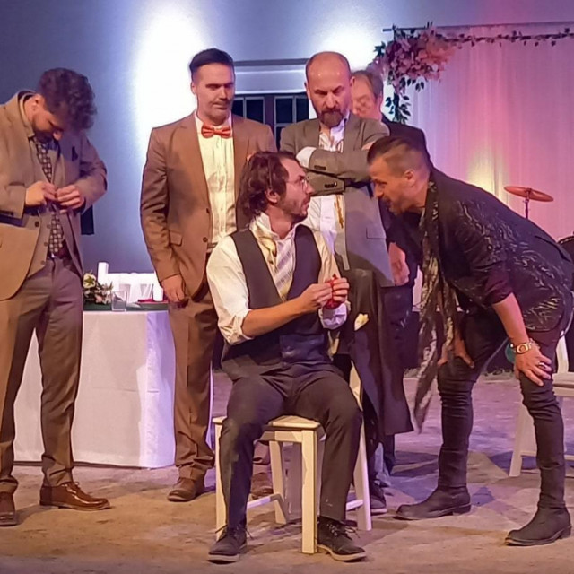 Predstava Testosteron: Muškarci su odreda debili i odreda, makar pritajeno, seksualno nadraženi