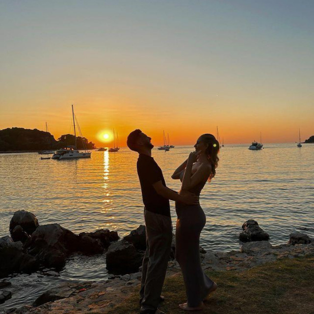 Leon Dajaku i djevojka Leonie June čekaju bebu