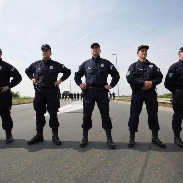 Ilustracija, srpska policija