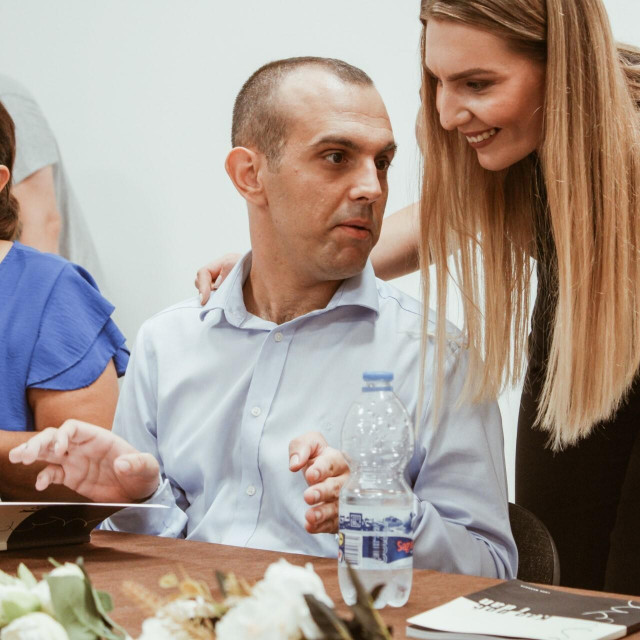 ’Ako mu kažete da nešto ne može učiniti, on je spreman na glavu se nasaditi da te demantira i ostvari što je zamislio‘