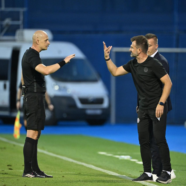 Trener Hajduka Ivan Leko dobio crveni karton, sudac Dario Bel, 15. srpnja 2023.