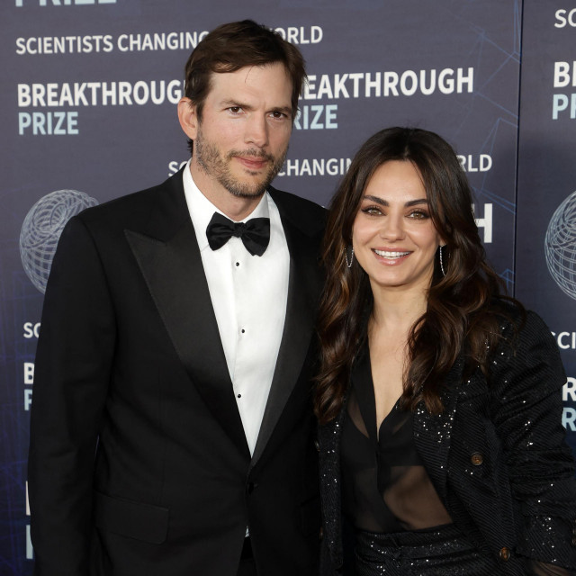 Ashton Kutcher, Mila Kunis