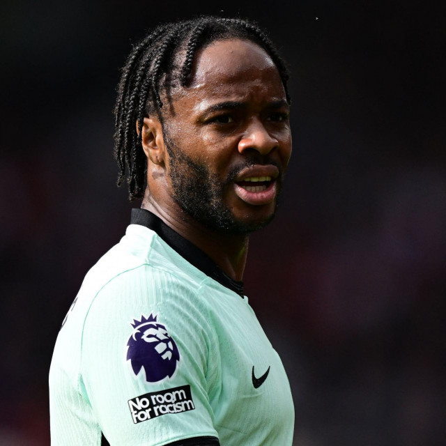 Raheem Sterling pogodio je vratnicu iz slobodnog udarca