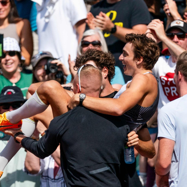 Mondo Duplantis slavi novi svjetski rekord