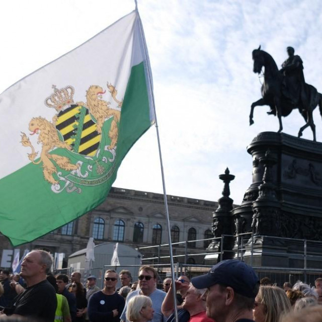 Zastava pokreta Slobodni Sasi