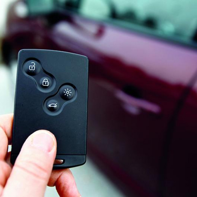 Kupnja rabljenog automobila (ilustracija)