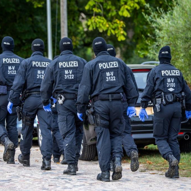 Policija je provela racije protiv članova Hammerskinsa na više lokacija diljem Njemačke