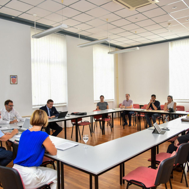 Memorijalni skup u čast velikog novinara Inoslava Beškera