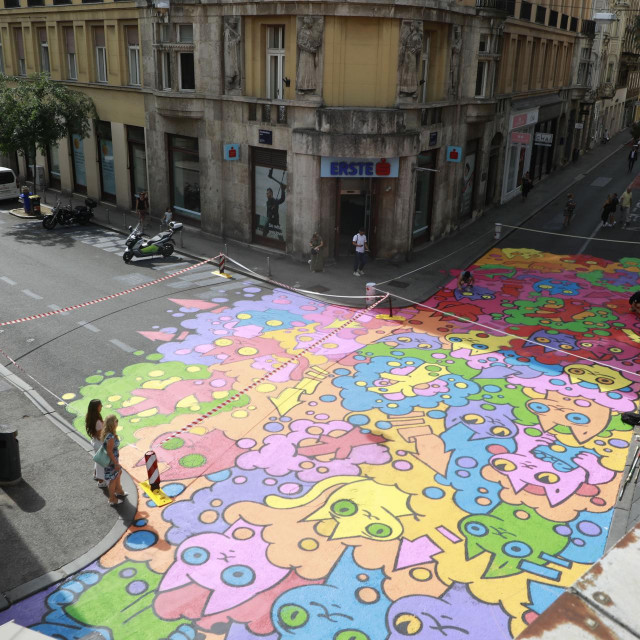 Novu pješačku zonu na križanju Masarykove i Preradovićeve oslikao je Slaven Kosanović Lunar