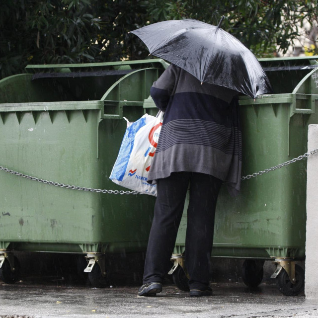 Skupljač povratne PET ambalaže, ilustracija