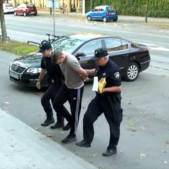 Policajac osumnjičen za ubojstvo djevojke