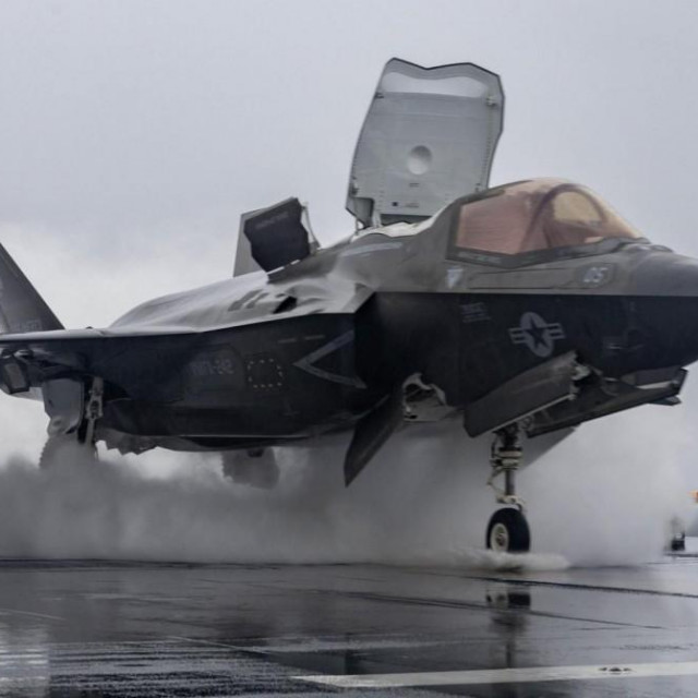 ilustracija, borbeni avion F-35B