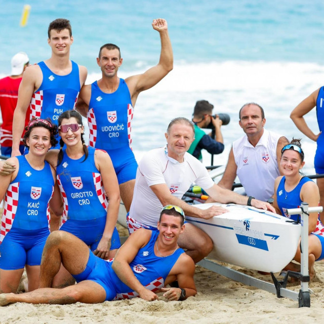 Hrvatska reprezentacija koja je osvojila tri medalje na Europskim igrama na pijesku
