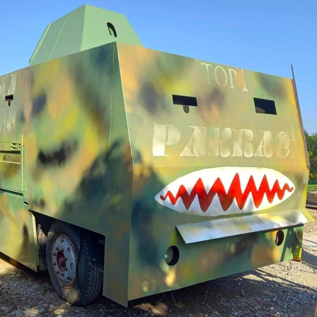 Oklopno vozilo TOP 1