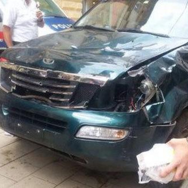 Automobil kojim se Alen Rizvanović zaletio u gomilu