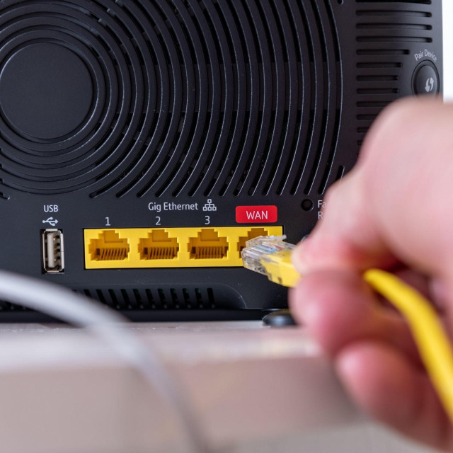 Nema više potrebe za ručnim isključivanjem routera s interneta, jer roditelji će sad to moći raditi kroz mobilnu aplikaciju neovisno gdje se nalazili