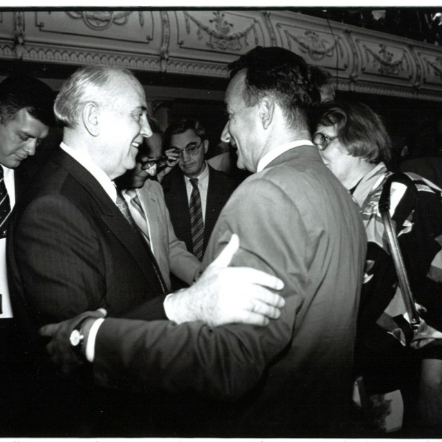 Branimir Baron Brljevic i Mihail Gorbacov.