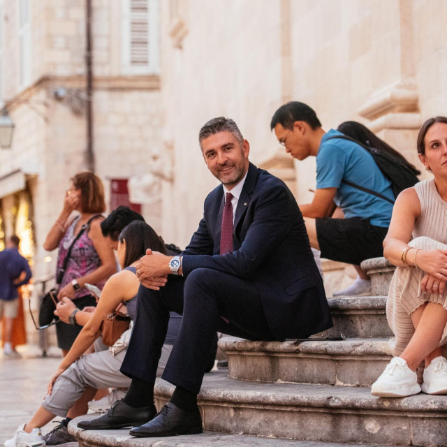 Mato Franković, gradonačelnik Dubrovnika na Stradunu