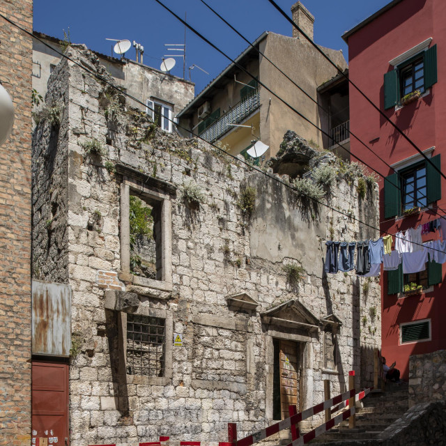 Istočno (ulazno) pročelje crkve sv. Julijana

 