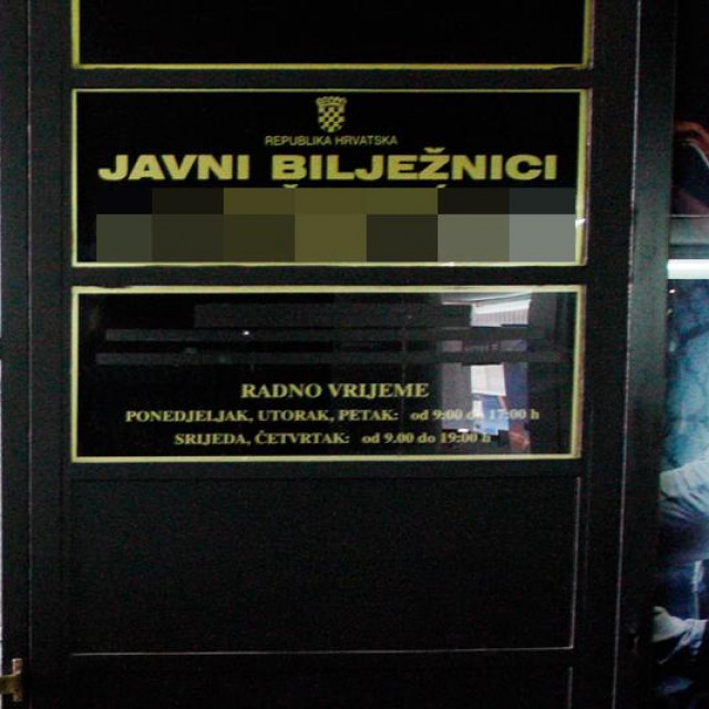 Javni bilježnici (ilustracija)