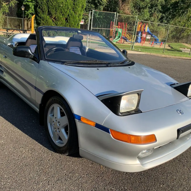 1996. Toyota MR2 Spider