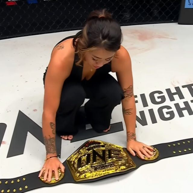 Angela Lee