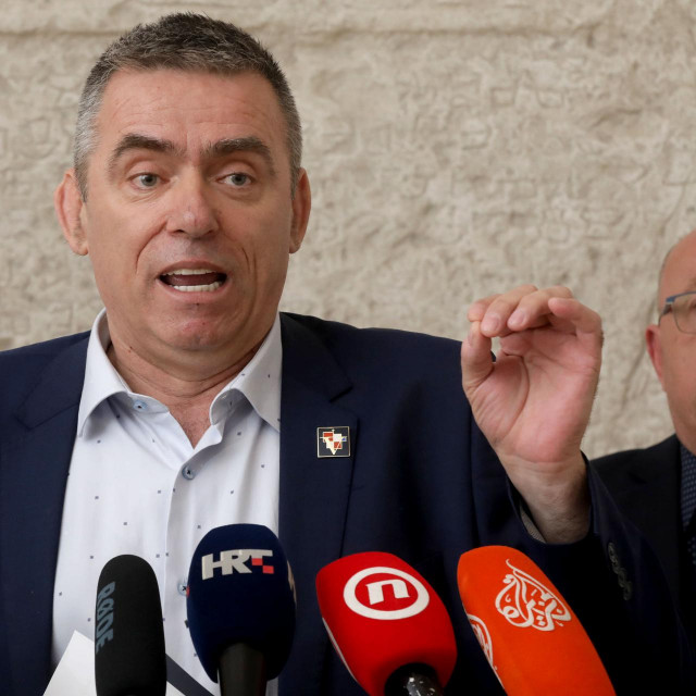 Stipo Mlinarić, Davor Dretar