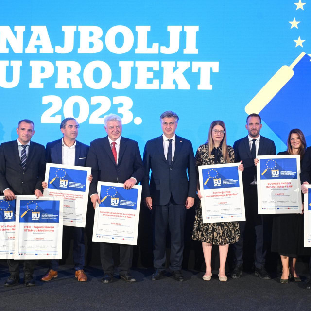 Andrej Plenković i Goran Ogurlić s nagrađenima u kategoriji Najbolji EU projekt