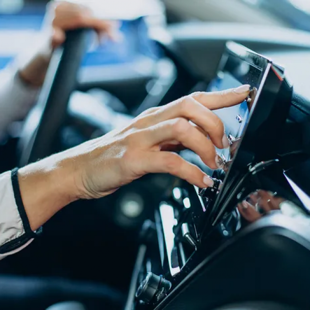 Sigurnosni sustavi pomoći vozaču u automobilu (ADAS)