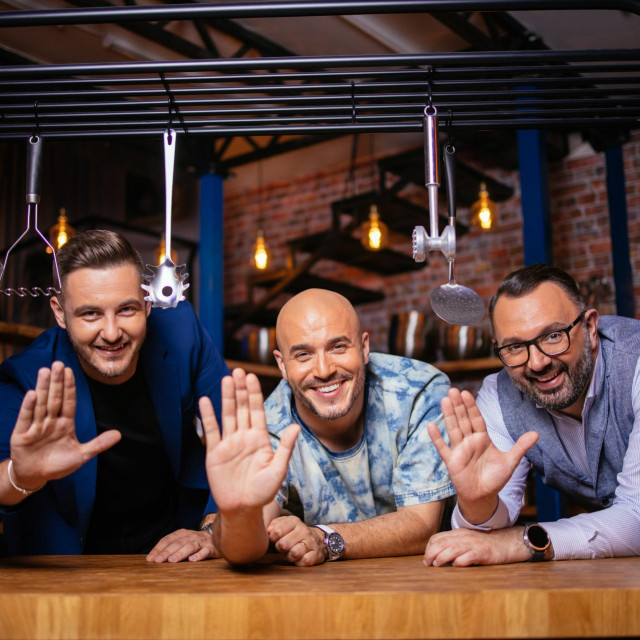 Žiri: Stjepan Vukadin, Melkior Bašić i Damir Tomljanović