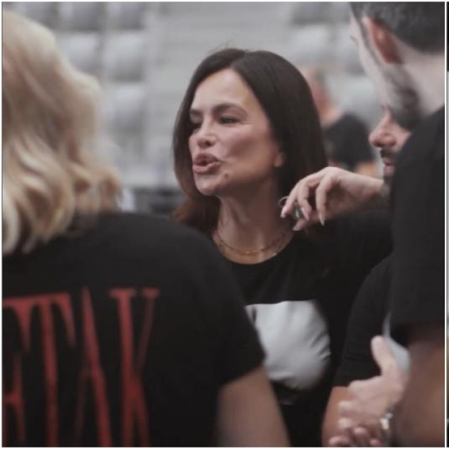 Severina tijekom priprema za nastup