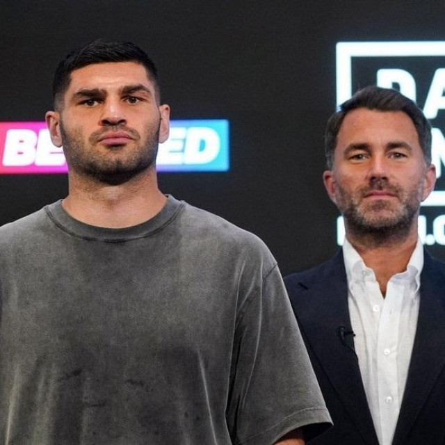 Filip Hrgović i Eddie Hearn