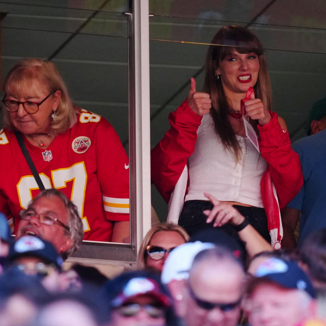 Donna Kelce i Taylor Swift