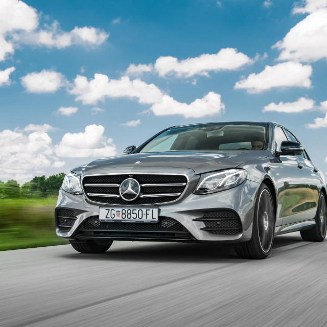 Mercedes-Benz E220d