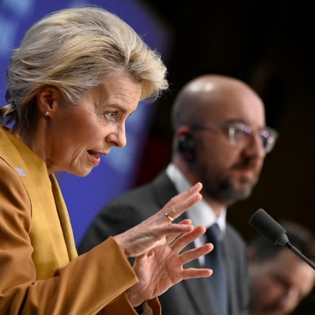 Ursula von der Leyen i Charles Michel