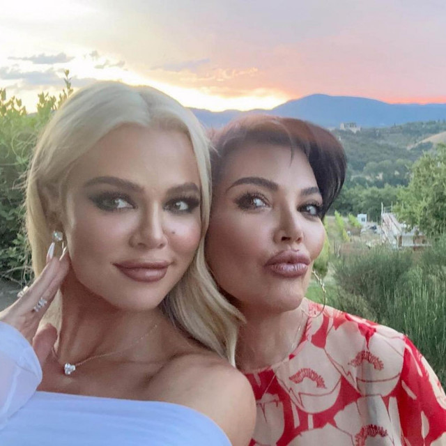 Khloé Kardashian i Kris Jenner