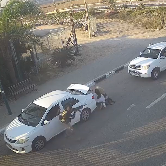 Sukob Hamasa i izraelskih vojnika ispred kibuca Yachini