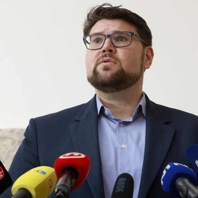 Peđa Grbin