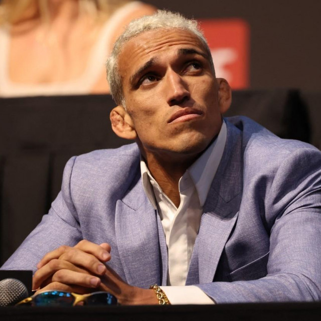 Charles Oliveira