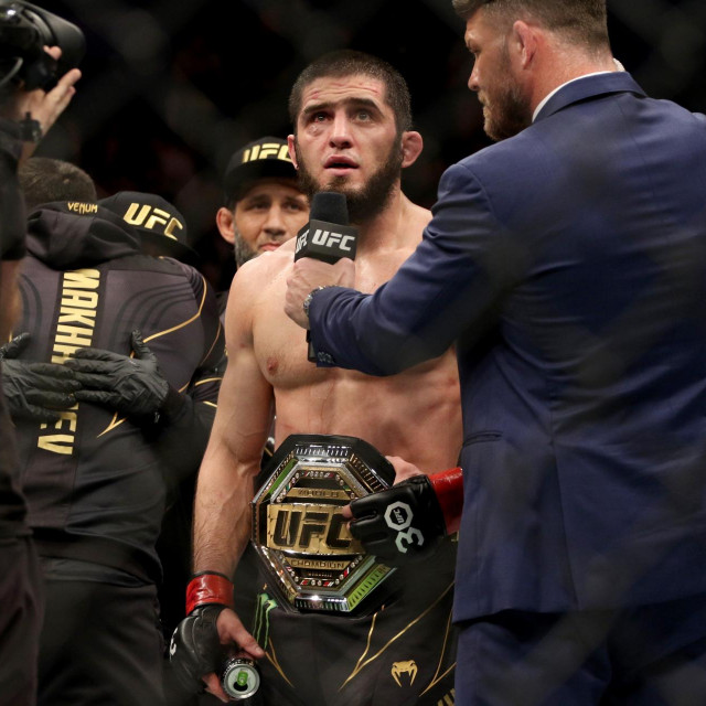  Islam Makhachev 