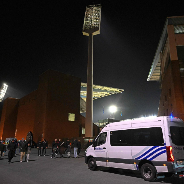 Navijači napuštaju King Baudouin stadion