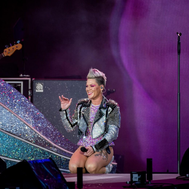 Pink na koncertu u Londonu