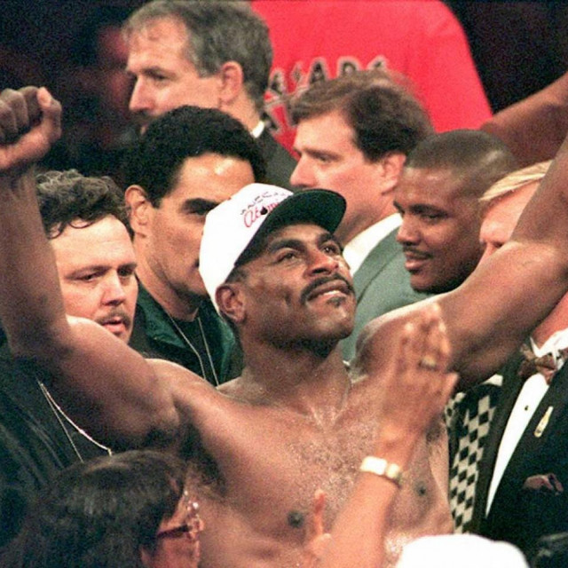 Oliver McCall