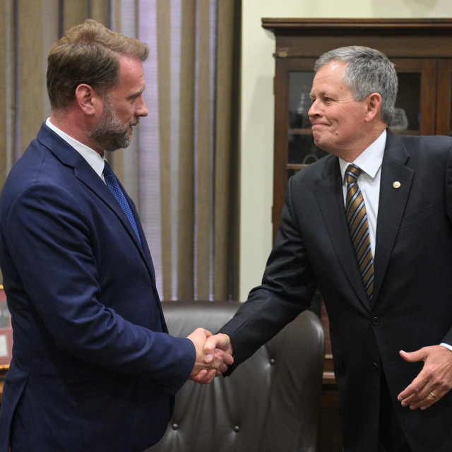 Ministar obrane RH Mario Banožić tijekom sastanka sa Steveom Dainesom u Senatu SAD-a 