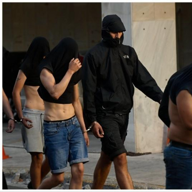 Bad Blue Boysi u Grčkoj, situacija ispred Gradske sudnice (arhiva)