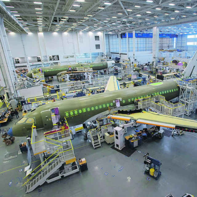 Airbus A220