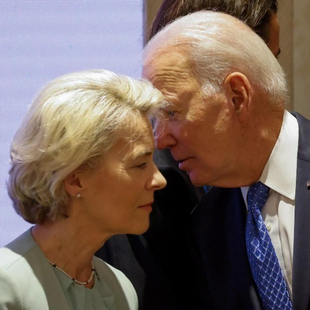 Tržišta više ne nude opću alternativu geopolitici. SAD, EU i Kina zarobljeni su u spirali međusobnih optužbi, ali njihova su tržišta isprepletena. Na fotografiji Ursula von der Leyen i Joe Biden